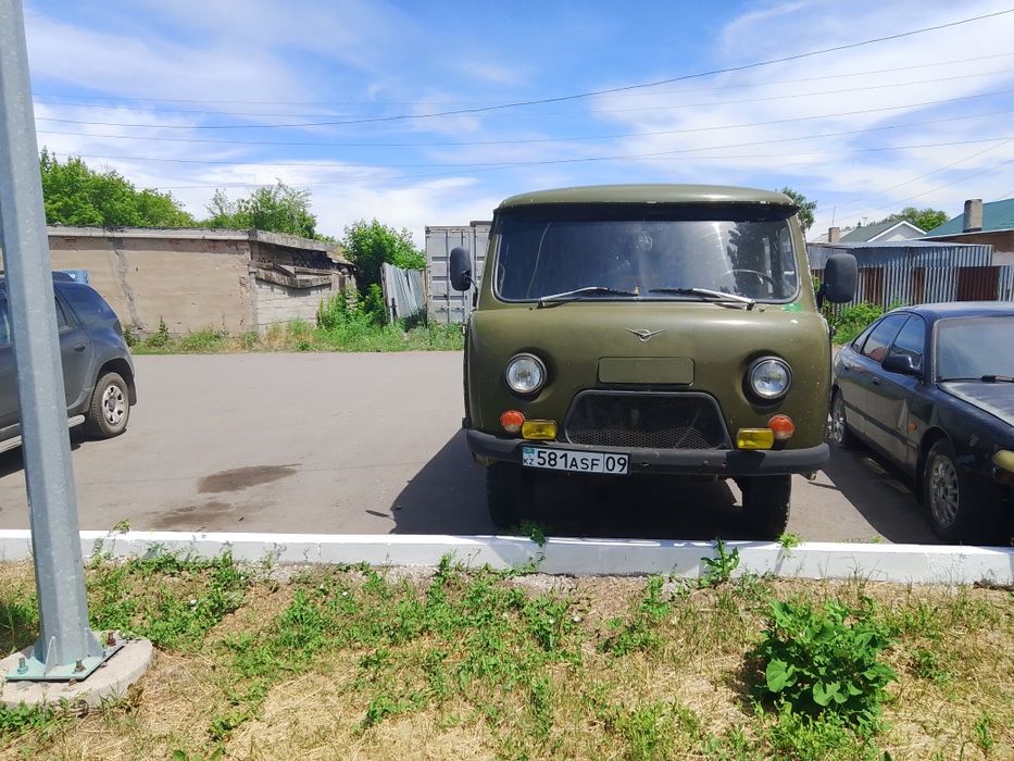 Уаз буханка продам