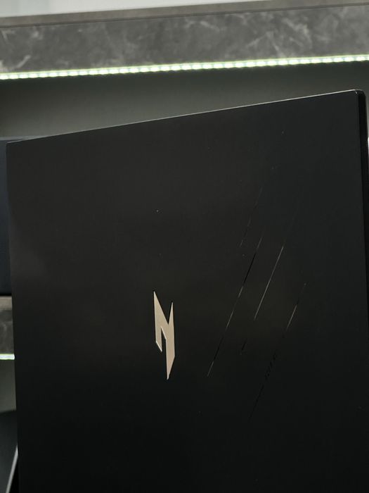Мощный игравой Acer Nitro V16 i5-14450H 16/512 RTX4050(6GB)