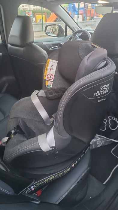 Scaun Britax Romer Dual Fix M I-size