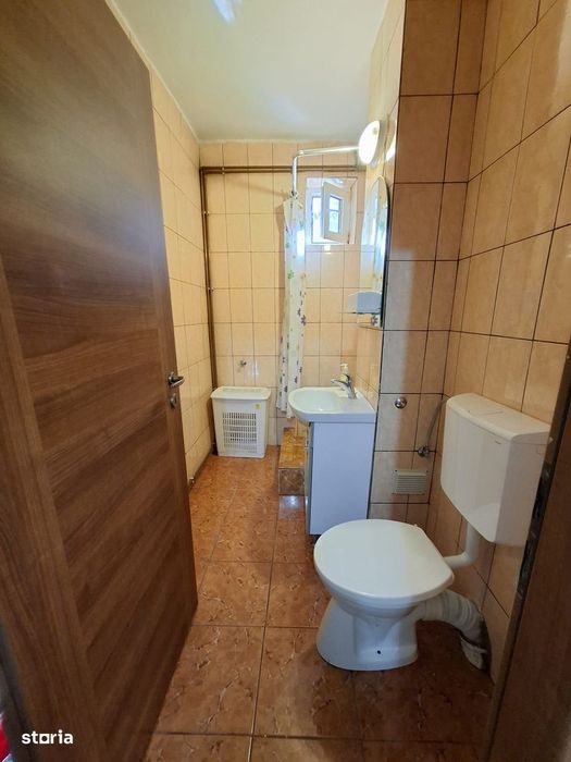 Apartament 2 camere+ bucătărie- Cartier Gruia strada Vânătorului