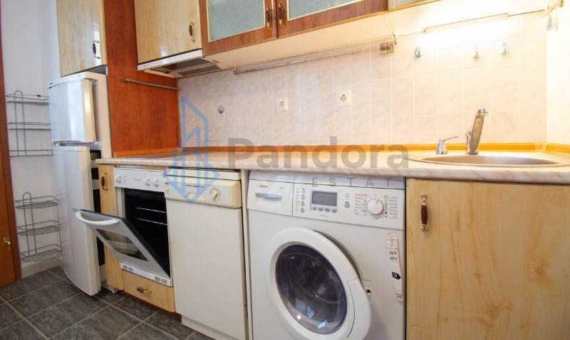 Дава се под наем Двустаен апартамент в София, Център - 70 кв.м за 500 € - Снимка #3