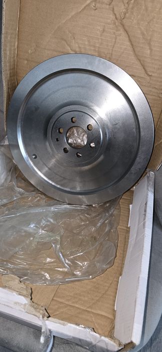 Нов едномасов маховик 228мм