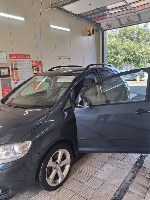 INCHIRIEZ Golf 5 PLUS 1.9 Diesel