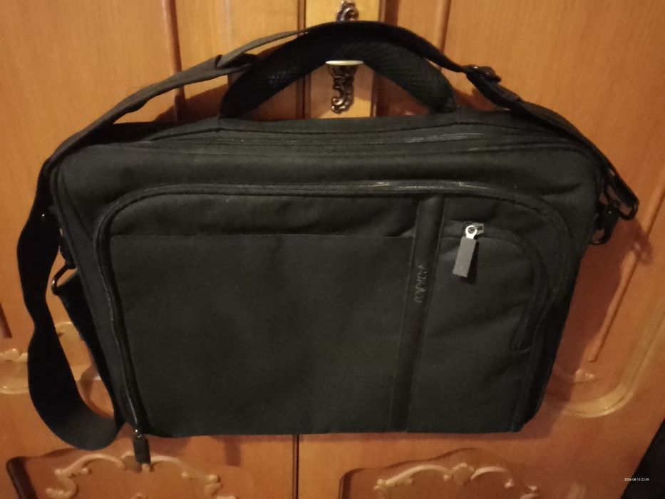 geanta pentru laptop