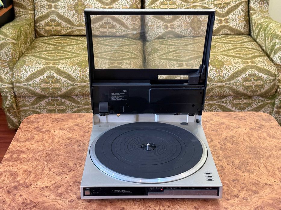 Pick-up Technics SL-J1 cu doza magnetica stare foarte buna