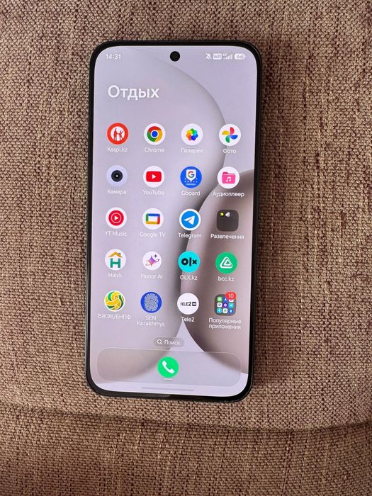 Продам смартфон телефон