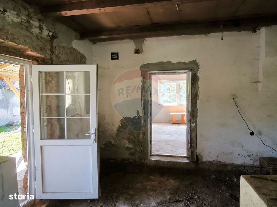 Casă la țară cu teren de 741 mp, în Zlagna (jud. Sibiu)