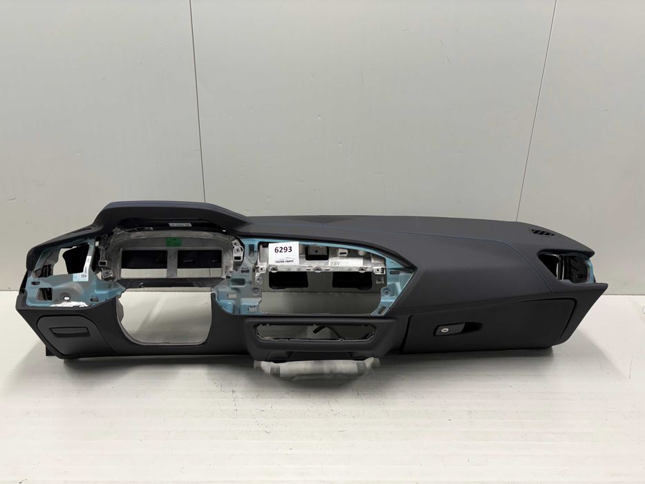 Арматурно табло БМВ Z4 Г29 BMW Z4 G29 налични 3 табла