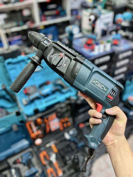 Перфоратор в наличии. Перфораторы.