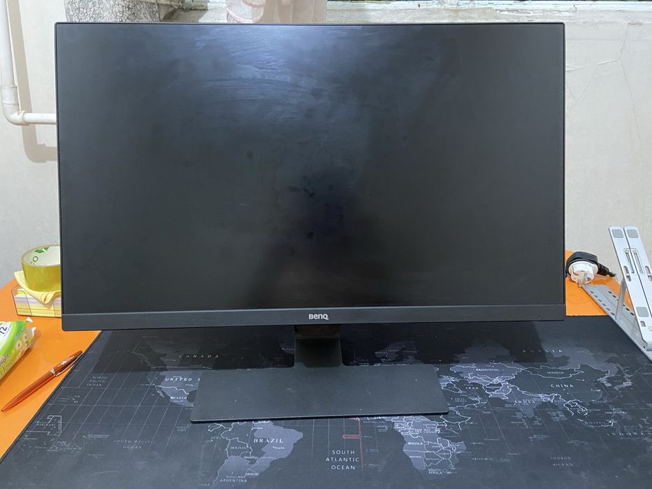 Monitor ekran sotiladi