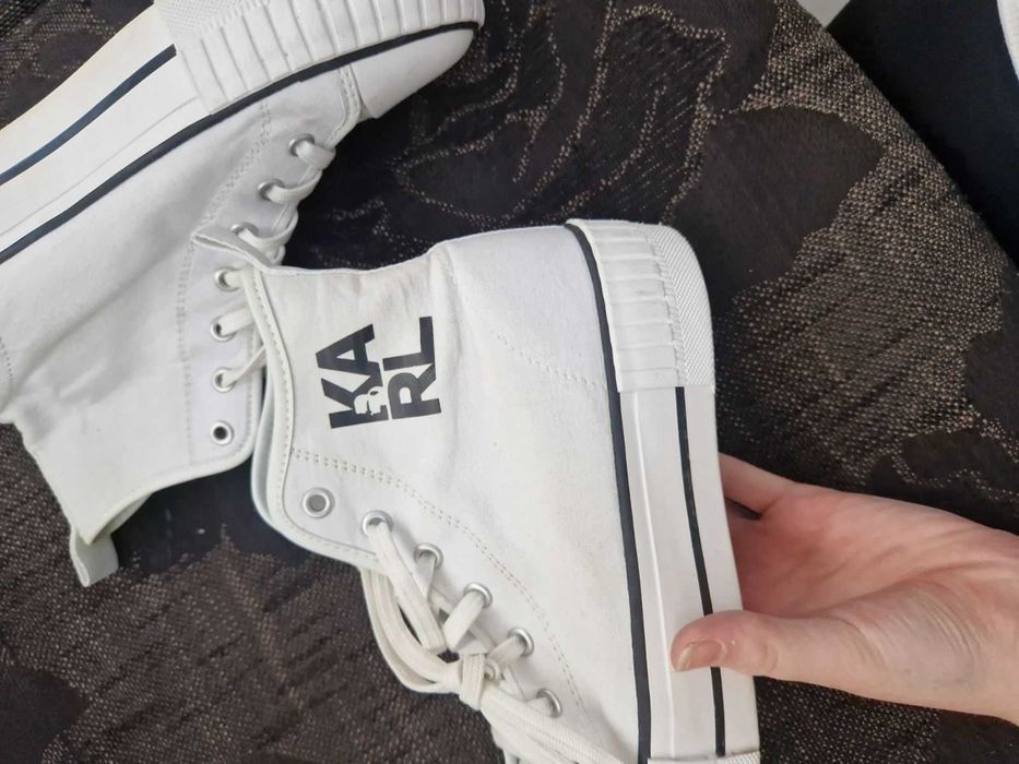 KARL LAGERFELD кецове 40ном.