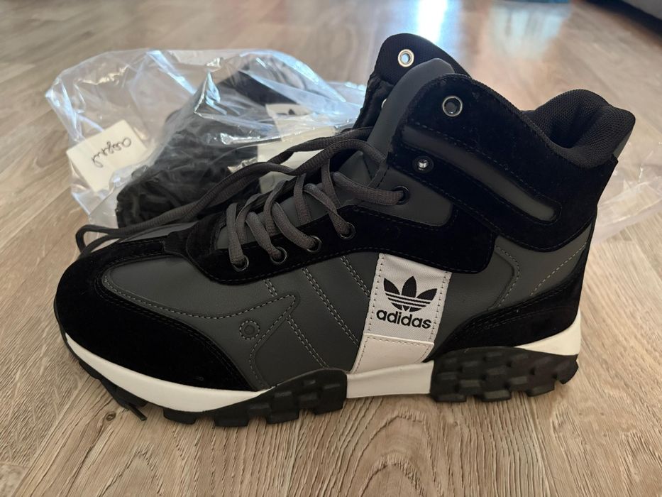 Продам кроссовки