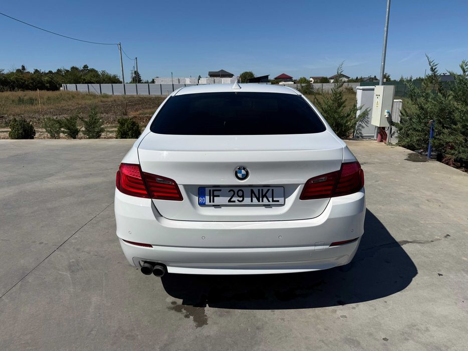 BMW Seria 5 528i f10