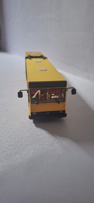 Autobuz Dac 117 UD scara 1/43