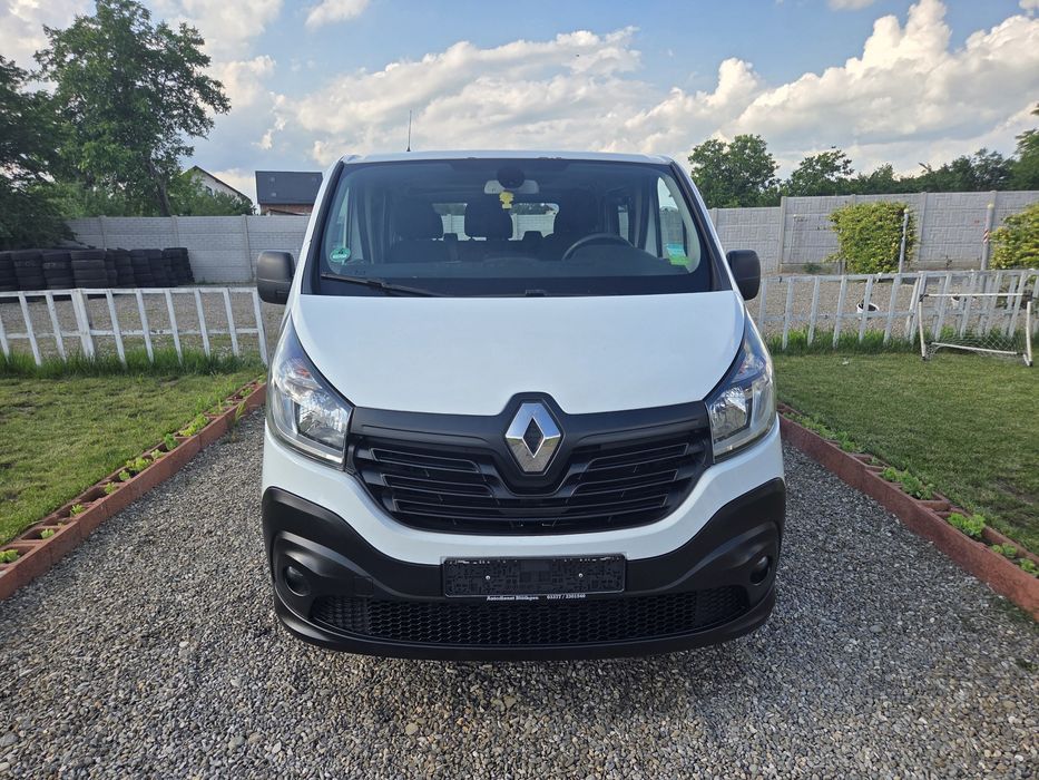 RENAULT Trafic 2016 — imagine 3