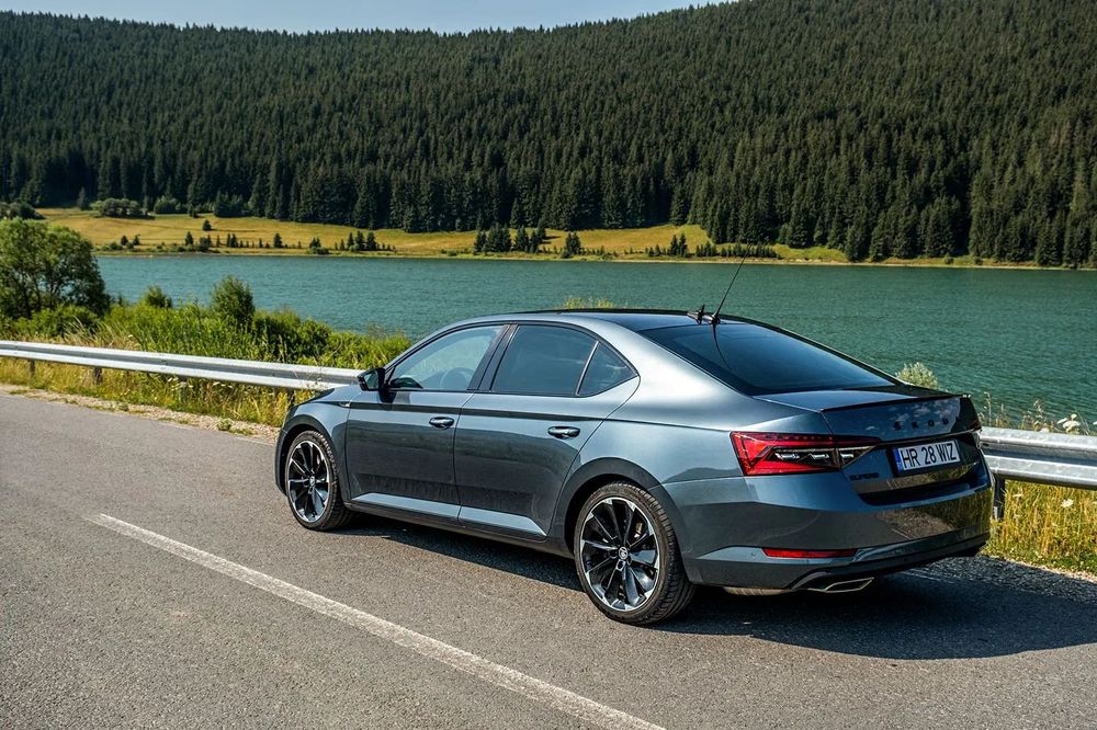 Skoda Superb 2.0 TSI 280 CP