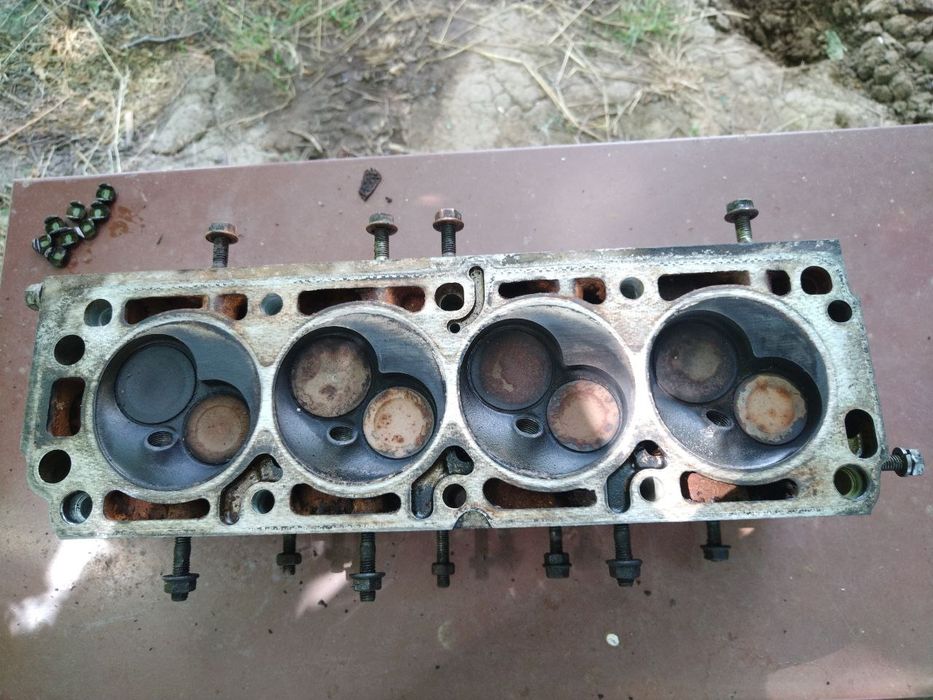 Продавам глава Opel astra f 1.8 моно