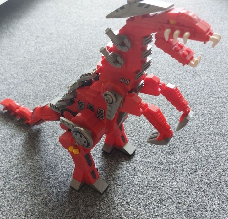 Lego Dinozaur Roșu