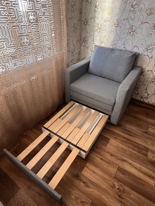 Продается кресло-кровать раскладной