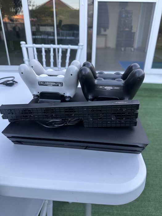 ps 4pro +4 manete +racitor