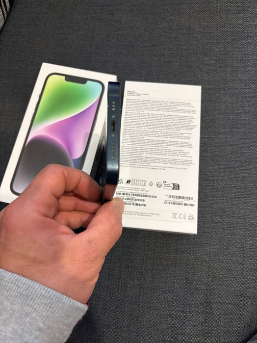 Черен Iphone 14 128gb midnight