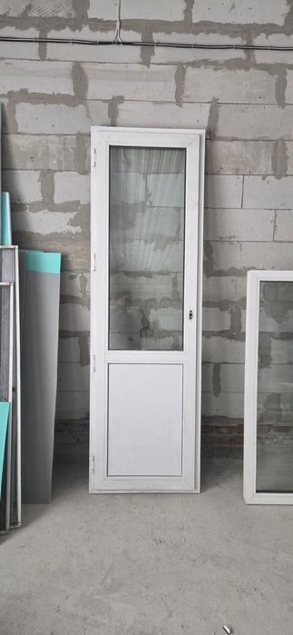 Продам пластиковые окна б/у.