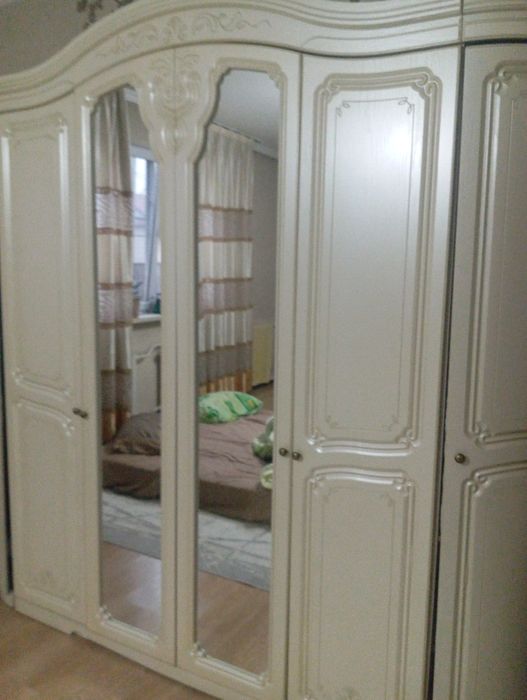 Спальня б.у продам 100000тг