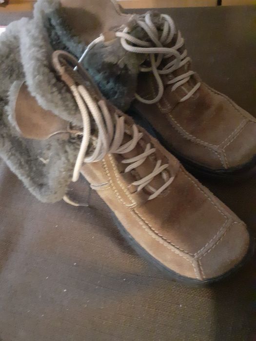 Vand 3 perechi botine unisex nr. 38