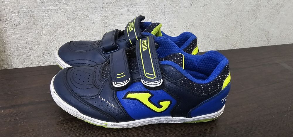 Обувь для футбола детская