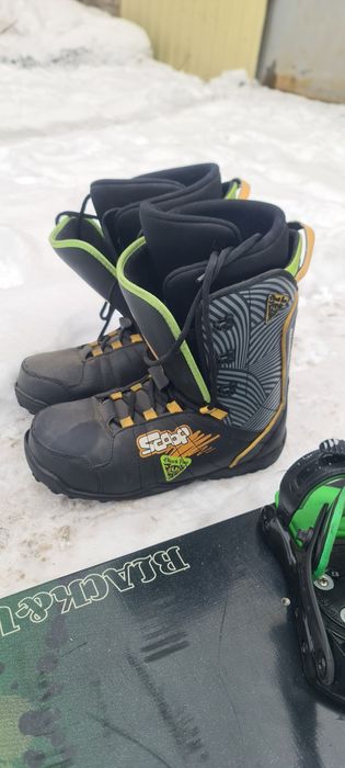 Сноуборд с ботами