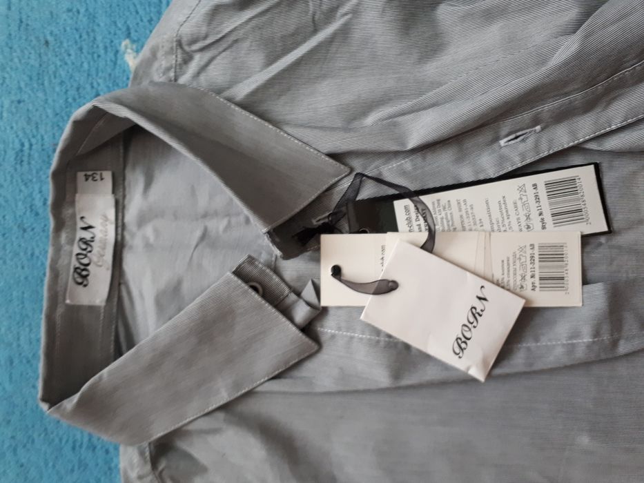 Рубашка на мальчика рост 134см новая