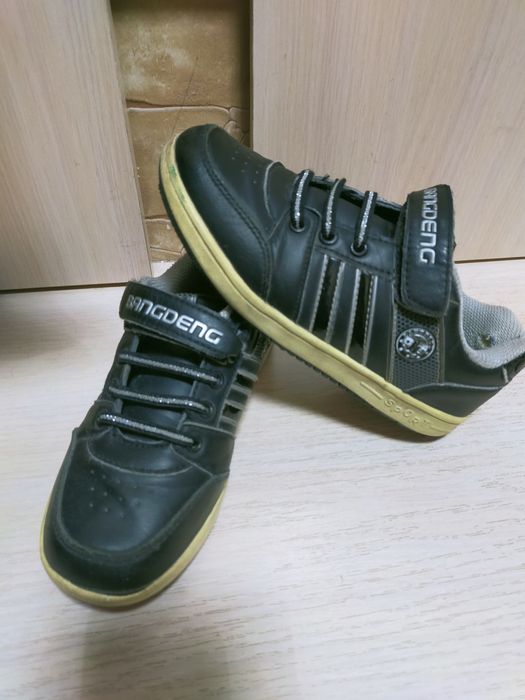 Детская обувь, кроссовки, туфли .