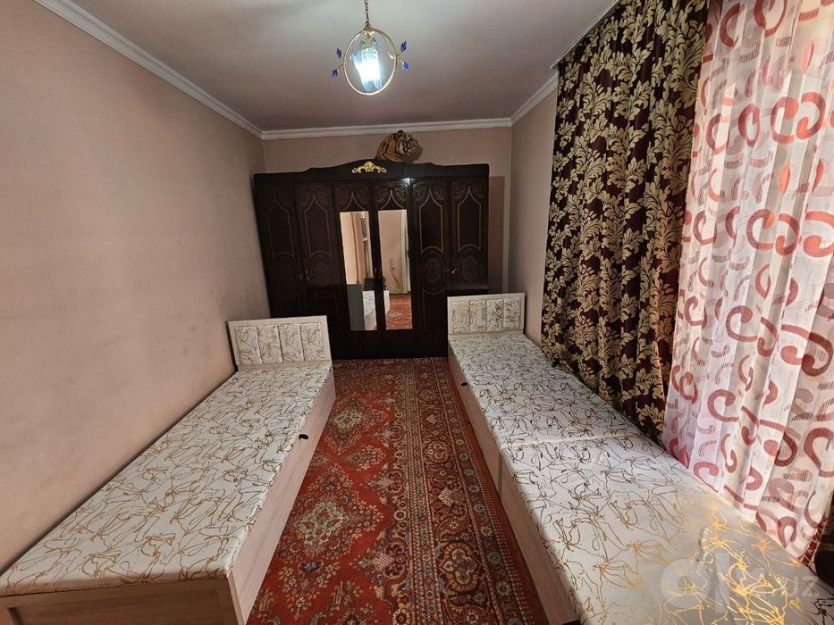 Талабаларга ижарага уй бераман