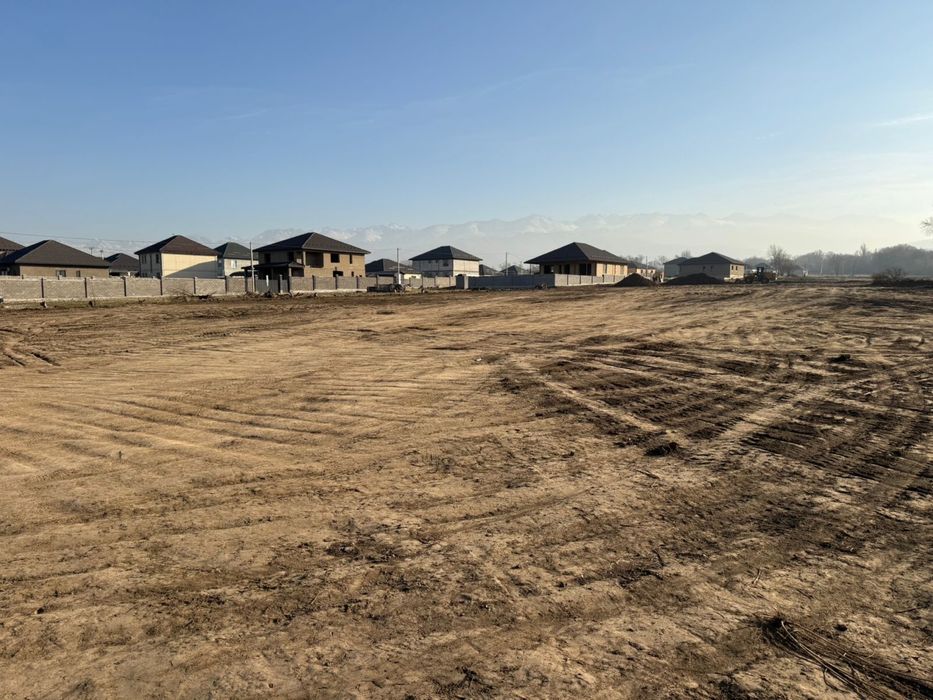 Участок в Каскелене микрорайон южный, улица Суюнбая, заезд с Байгазиев