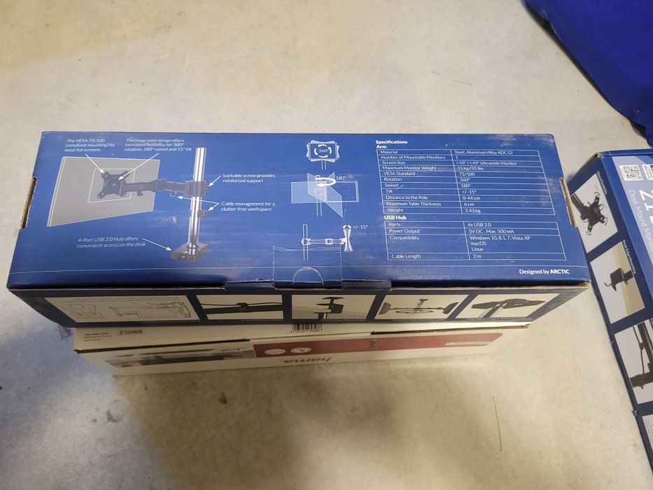 Стайка за монитор Arctic