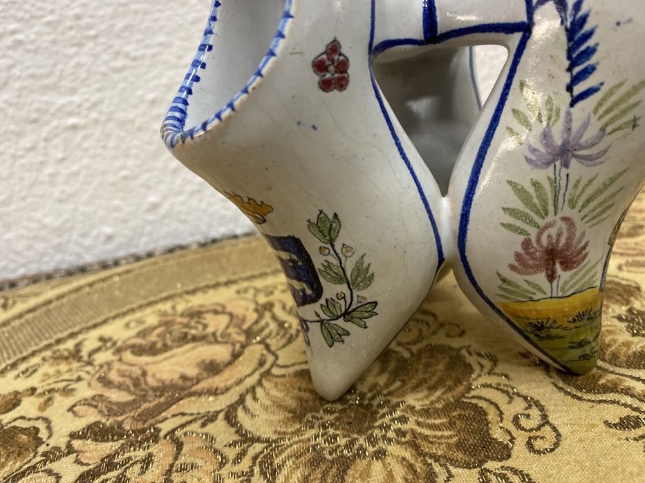 Португалски моливник от порцелан