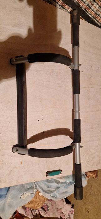 Турник в дверной проем IRON GYM