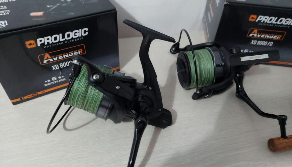 2 Prologic Avanger XD8000 SST si lanseta Hakuyo