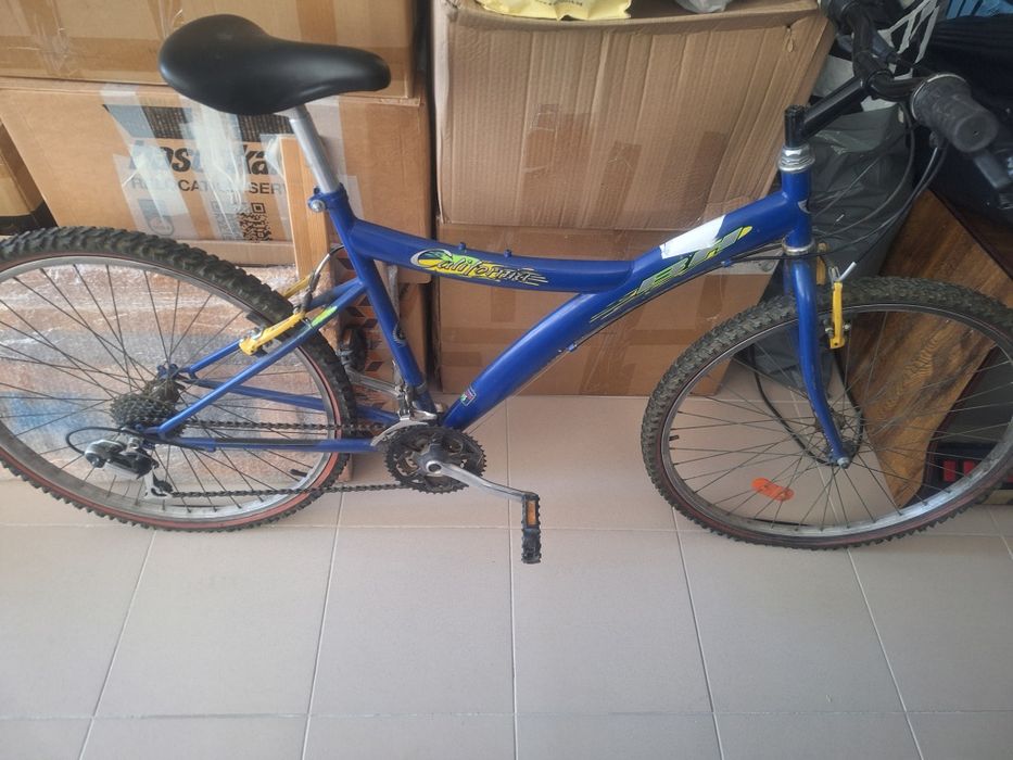 Стара ретро тротинетка