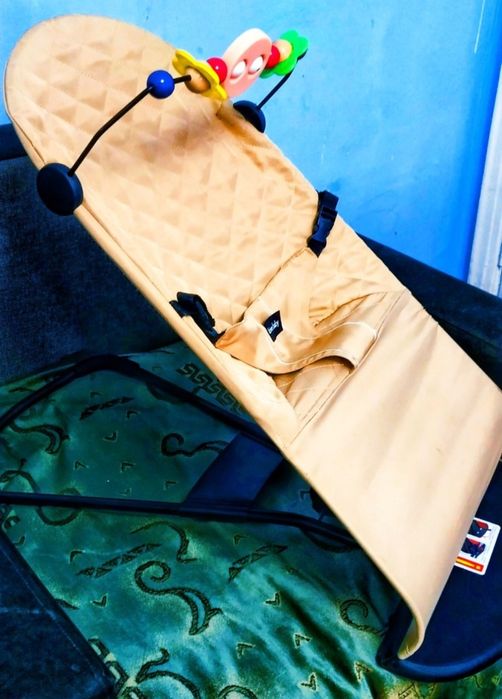 Продам Шезлонг Детский