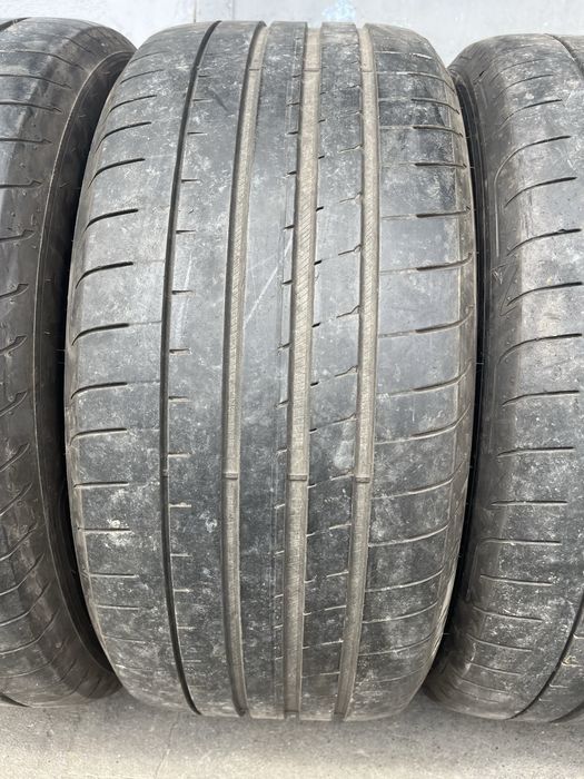 4 бр. летни гуми 285/40/21 GoodYear AO DOT 1923 5 mm