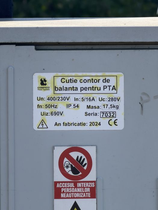 Teren intravilan cu posibilitate de a contrui 2 case si utiltati aproape