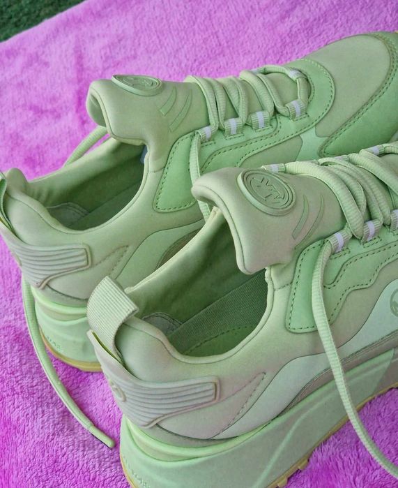 Michael Kors оригинални дамски сникърси 38 номер