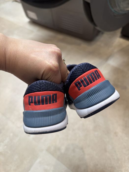 Adidasi Puma marime 27