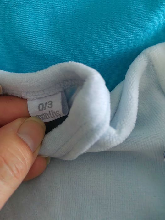 Бебешки гащеризони и шапки