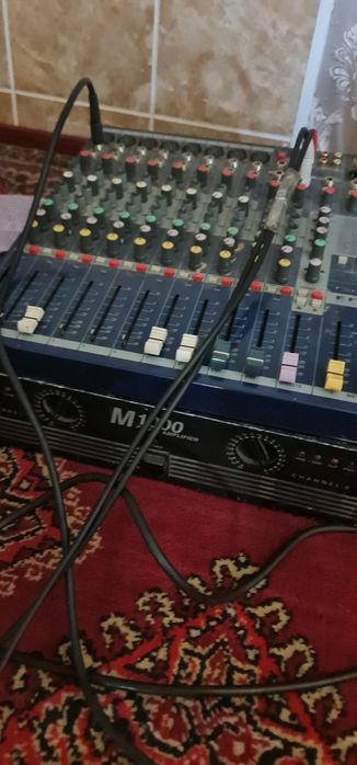 Музыкальный аппаратура