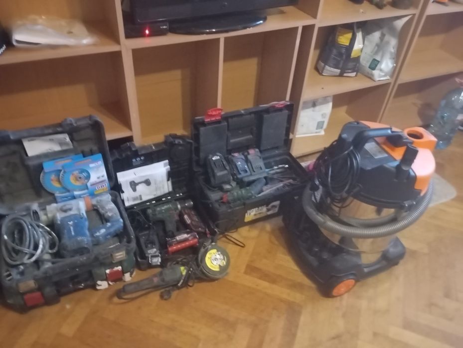 Bricolaj scule pt constructi