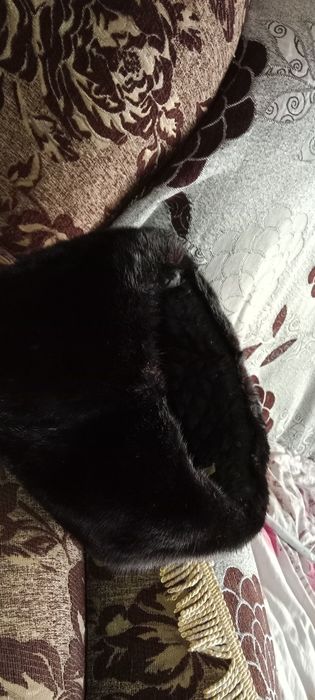 Продам зимнию шапку