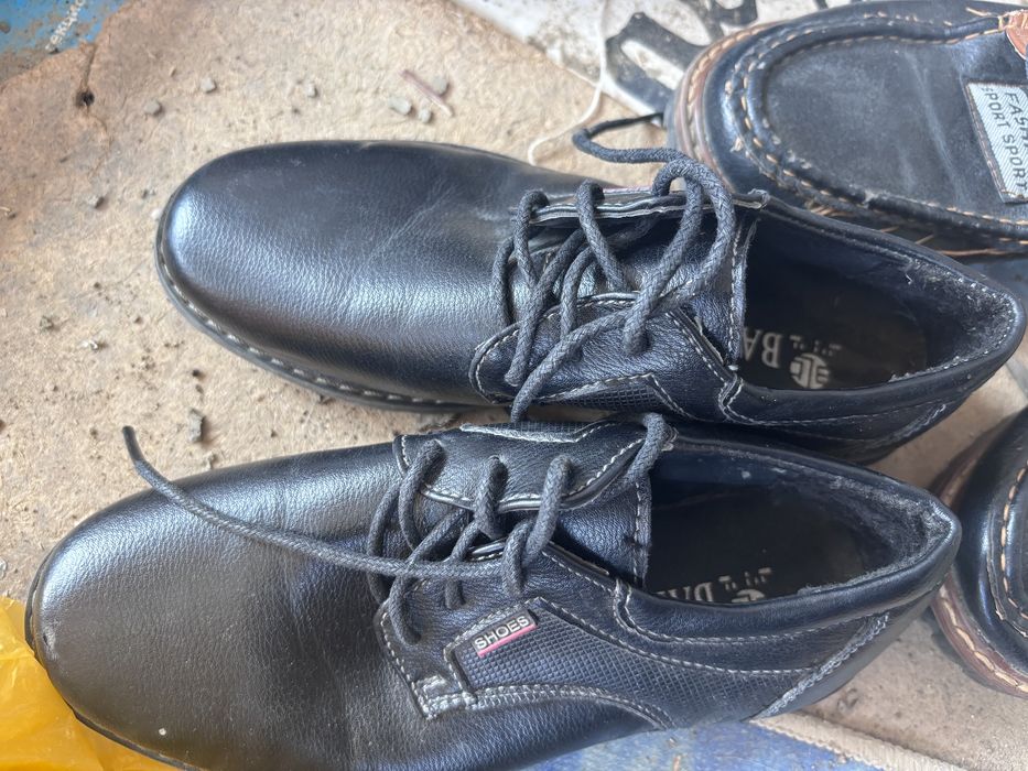 Ботинки, туфли, мокасины для мальчиков.