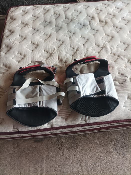 Продам спасательный жилет для собак